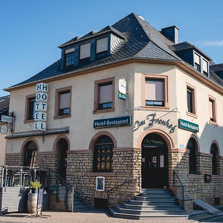 Hotel Fronhof Mettendorf Exterior photo